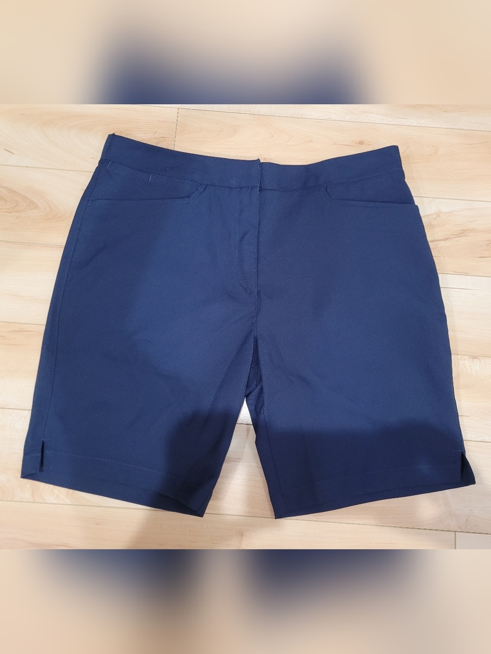 Brand new Puma men's size large navy blue shorts